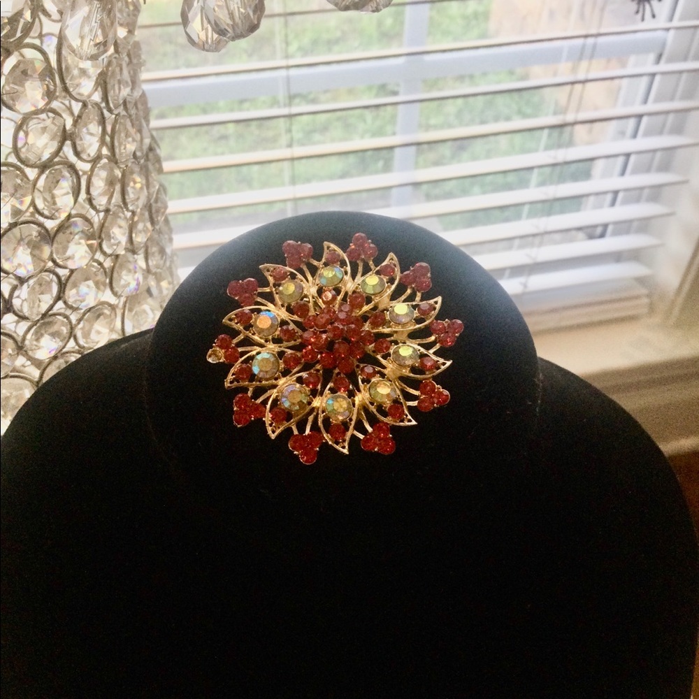 🧡💛🧡 Beautiful Brooch - Picture 3 of 5